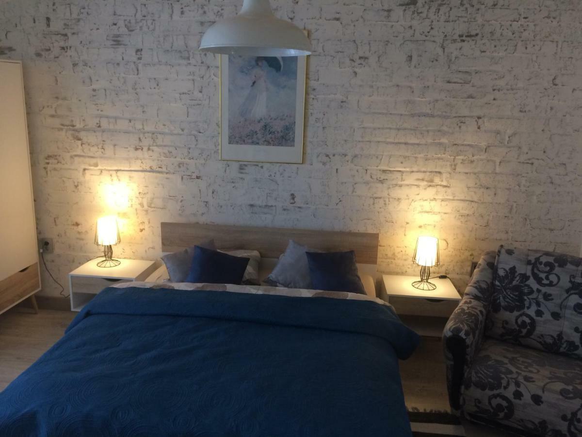 Dzirnavinas Motel Biksti Eksteriør billede