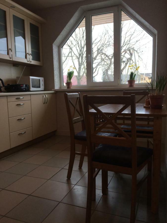 Dzirnavinas Motel Biksti Eksteriør billede