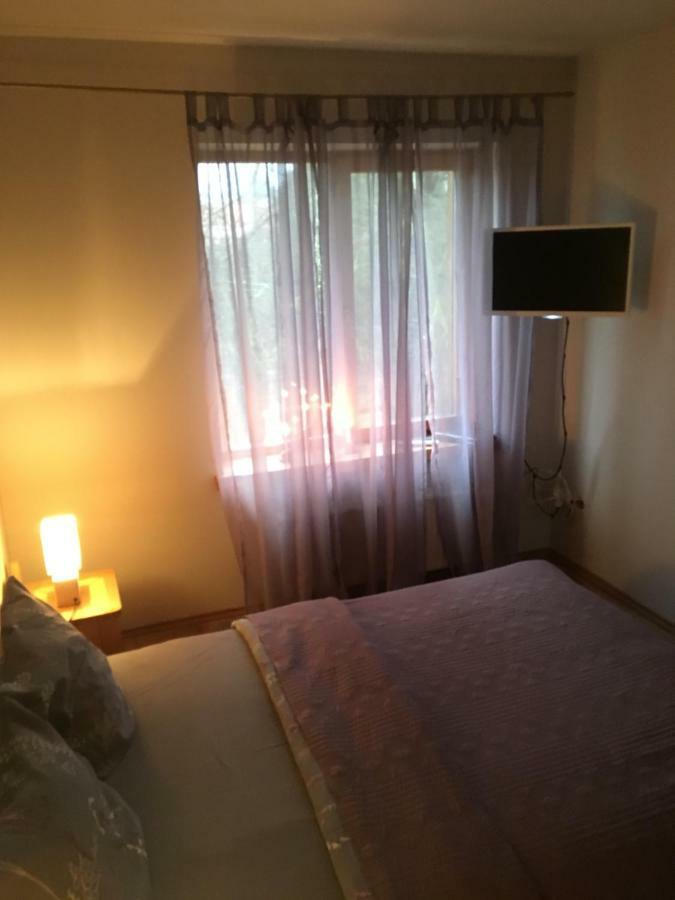 Dzirnavinas Motel Biksti Eksteriør billede